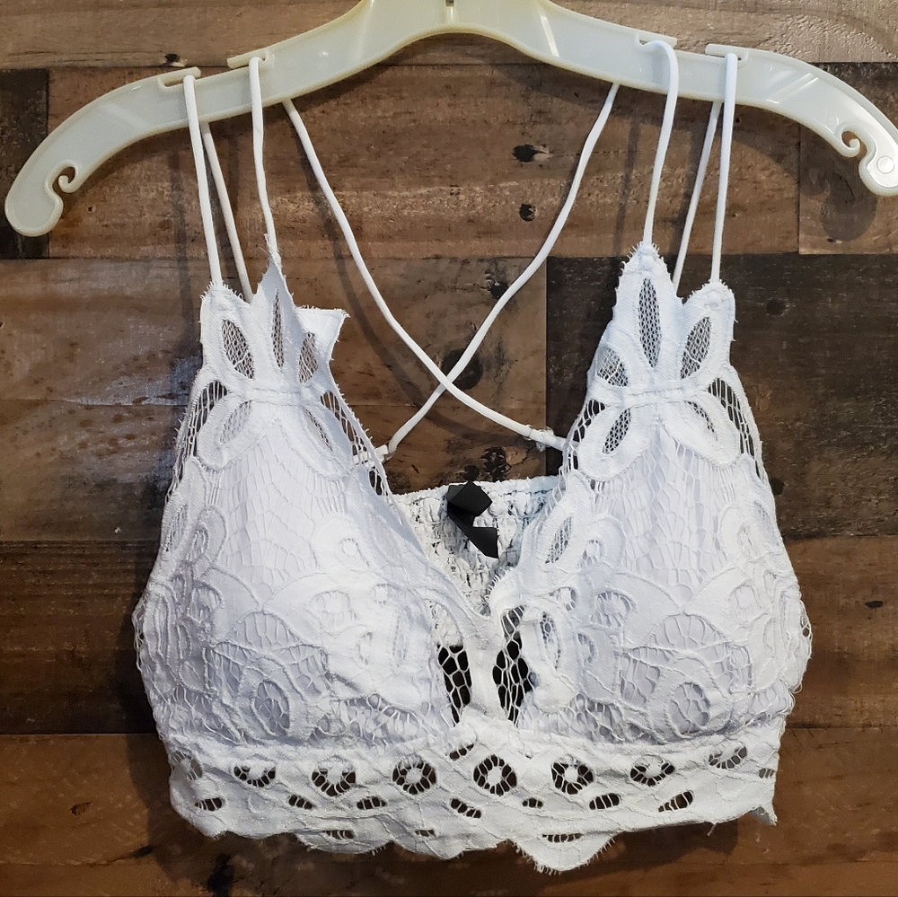 ALYA Lace Crop Top White Lined Adjustable Straps Boho Festival Beachy Size XL